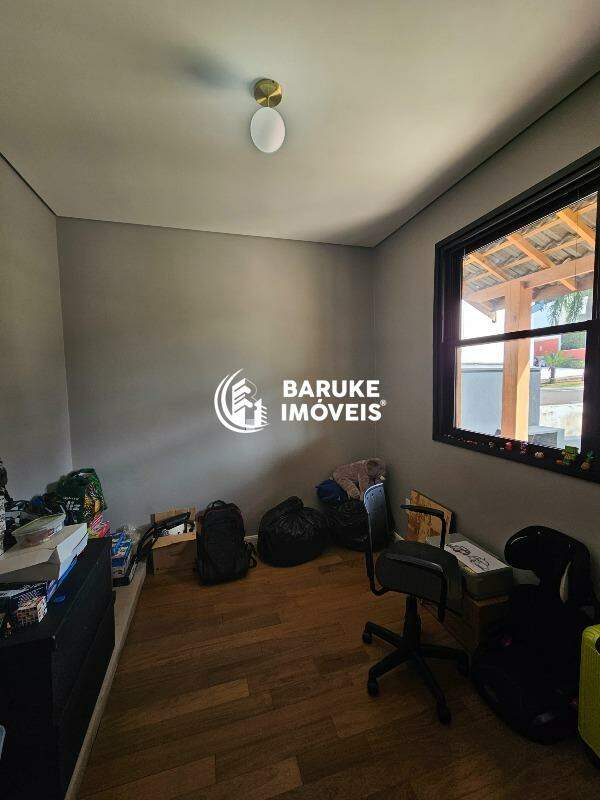 Casa de condomínio à venda no bairro Residencial BelvilleIndaiatuba: 