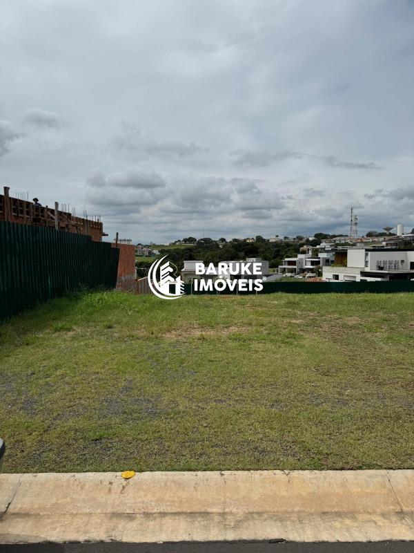 Terreno à venda no bairro Parque Villa dos PinheirosIndaiatuba: 