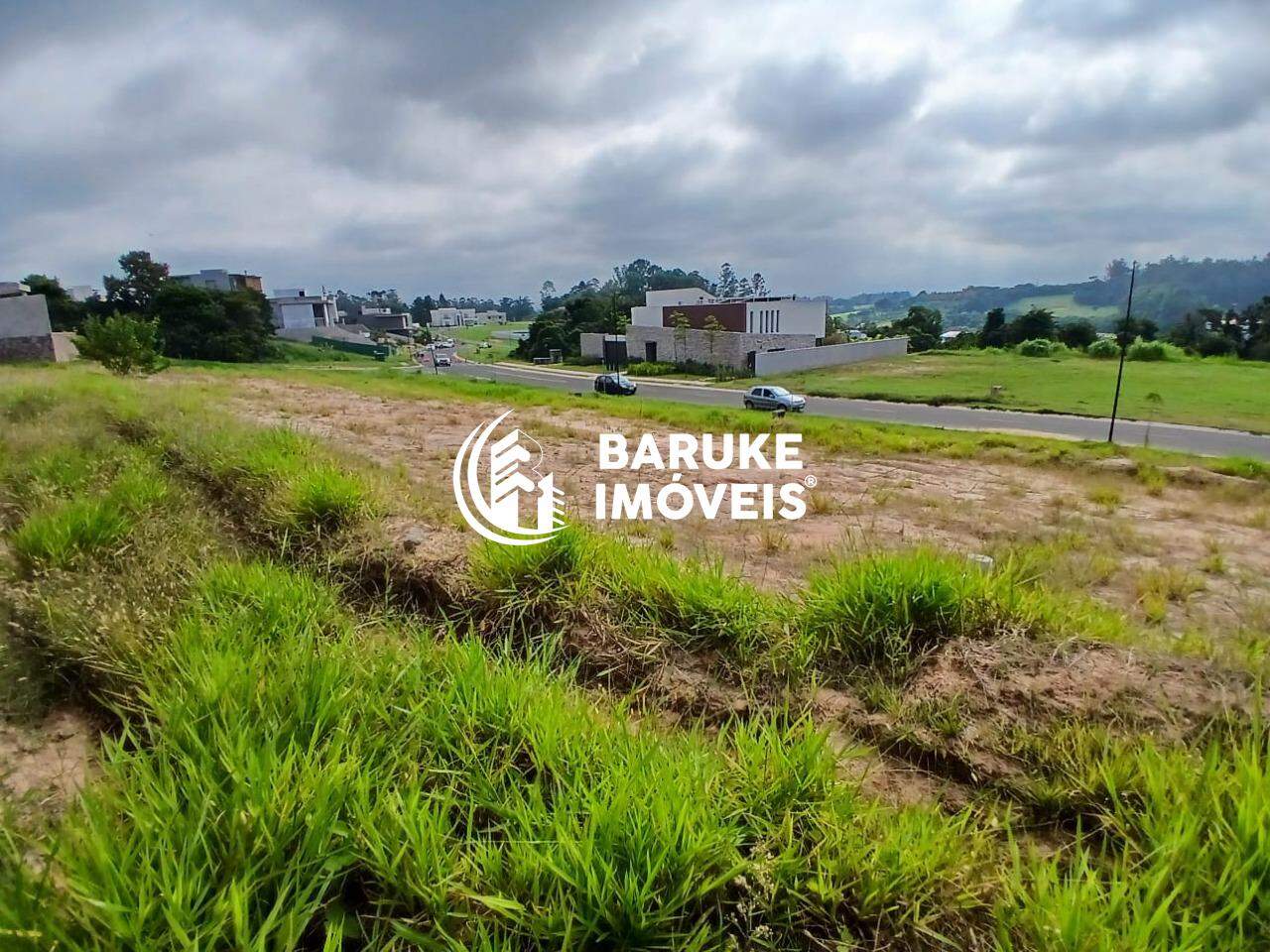 Terreno à venda no bairro Parque Villa dos PinheirosIndaiatuba: 