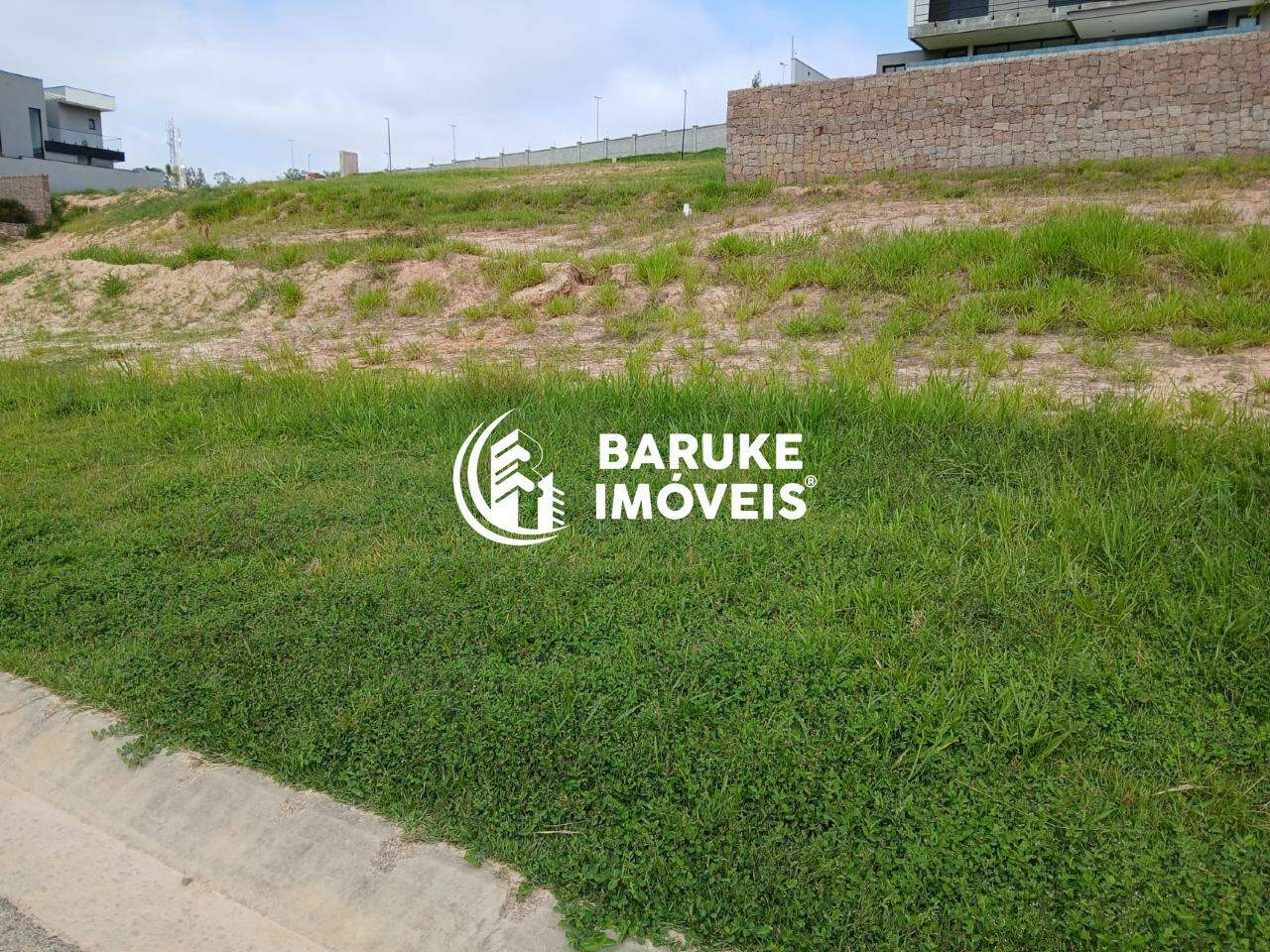 Terreno à venda no bairro Parque Villa dos PinheirosIndaiatuba: 