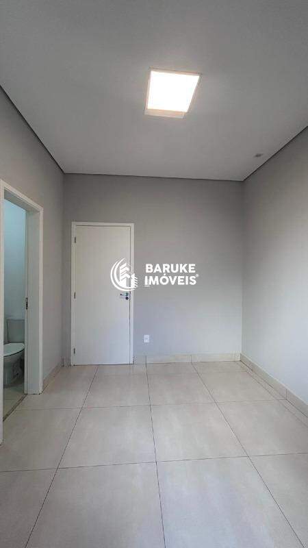 Casa de condomínio à venda no bairro JARDIM RESIDENCIAL VIENAIndaiatuba: 