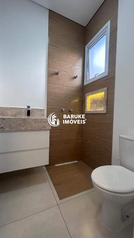 Casa de condomínio à venda no bairro JARDIM RESIDENCIAL VIENAIndaiatuba: 