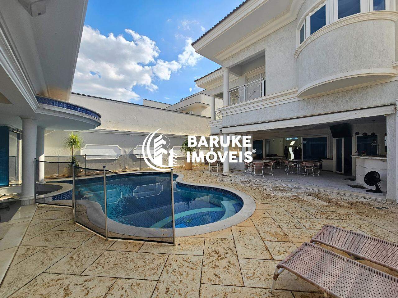 Casa de condomínio à venda no bairro JARDIM RESIDENCIAL VILLA SUÍÇAIndaiatuba: 