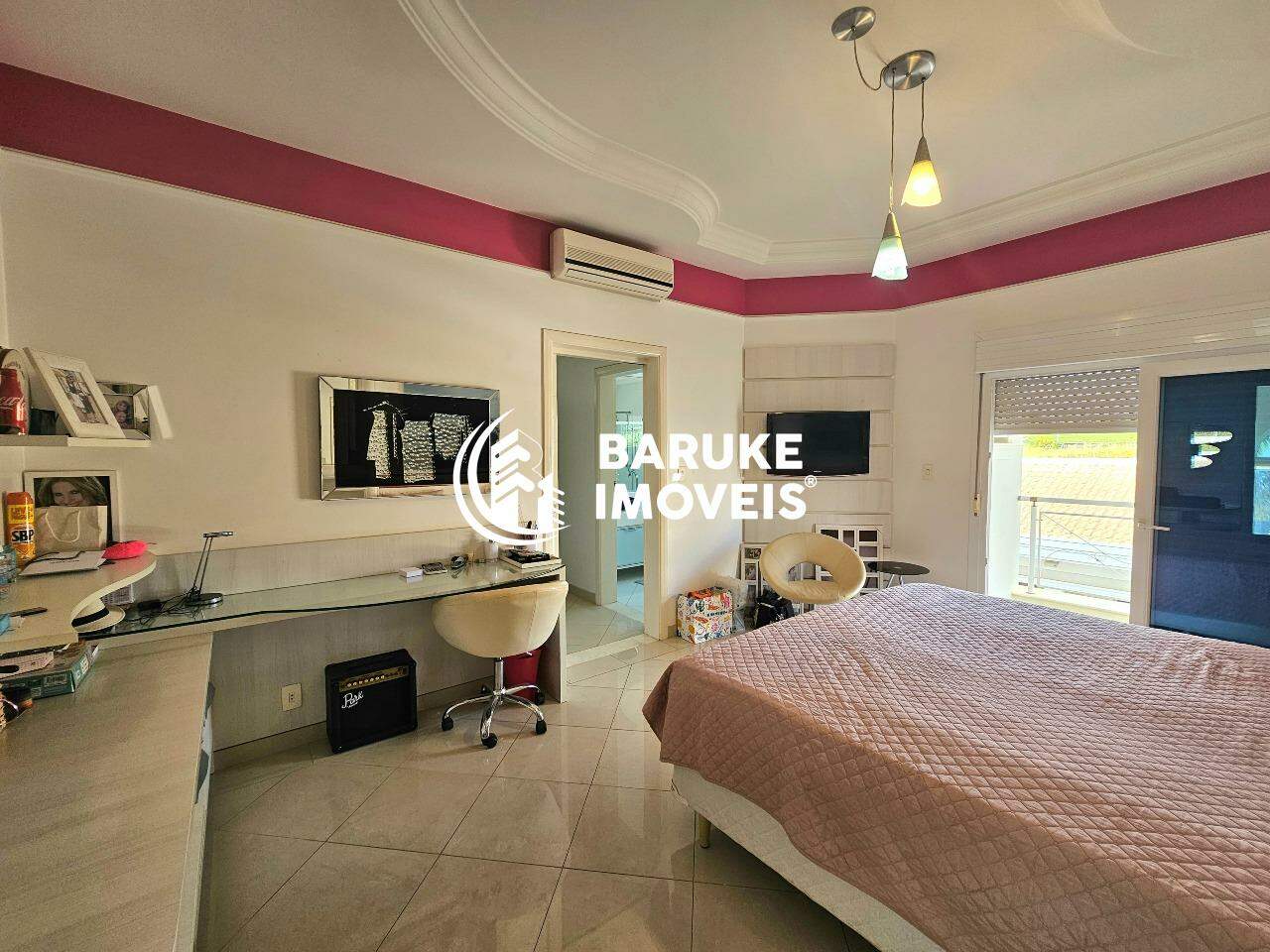 Casa de condomínio à venda no bairro JARDIM RESIDENCIAL VILLA SUÍÇAIndaiatuba: 