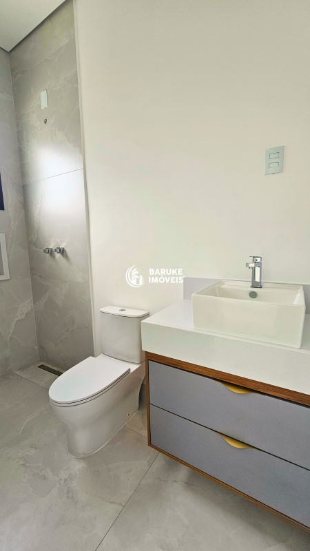 Casa de condomínio à venda no bairro JARDIM PIEMONTEIndaiatuba: 