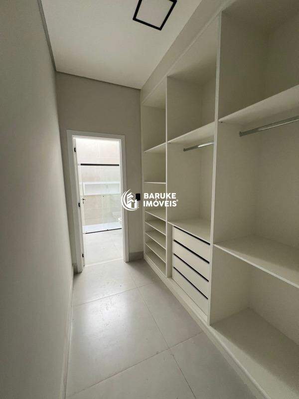 Casa de condomínio à venda no bairro JARDIM RESIDENCIAL DONA LUCILLAIndaiatuba: 