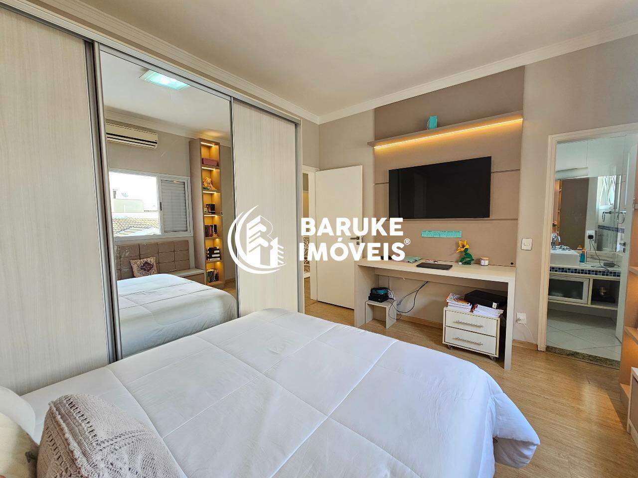 Casa à venda no bairro Jardim EsplanadaIndaiatuba: 