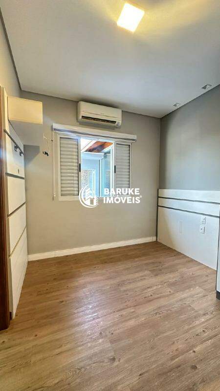 Casa de condomínio à venda no bairro VILA INGLESAIndaiatuba: 