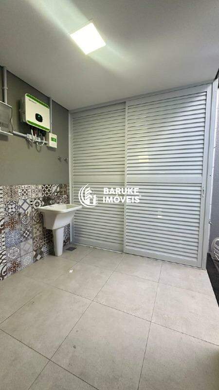 Casa de condomínio à venda no bairro VILA INGLESAIndaiatuba: 