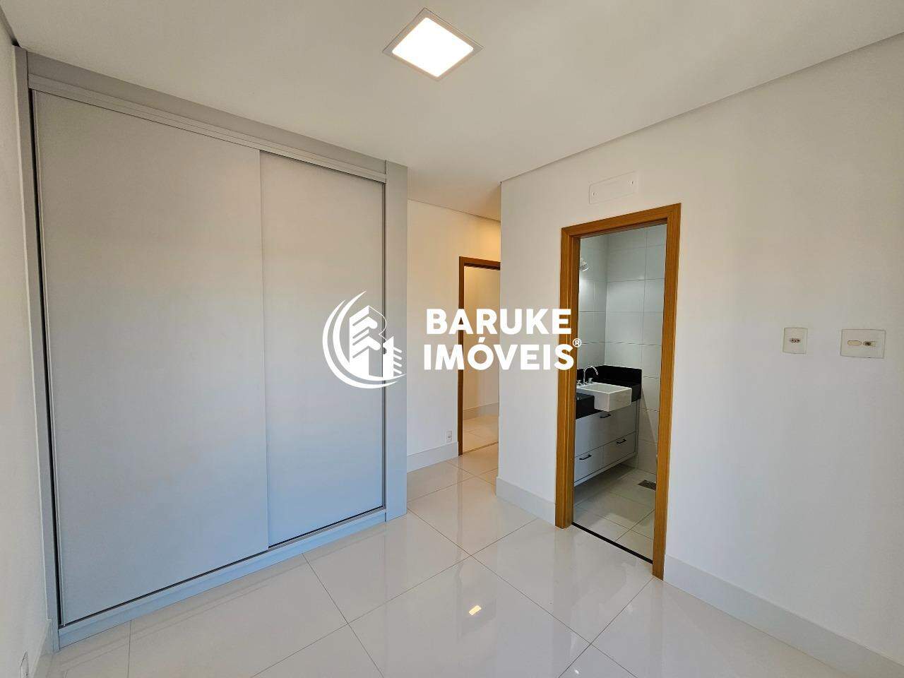 Apartamento à venda no bairro VILA TODOS OS SANTOSIndaiatuba: 