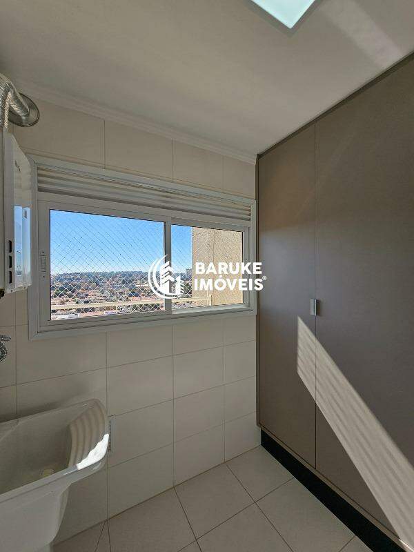 Apartamento à venda no bairro VILA TODOS OS SANTOSIndaiatuba: 