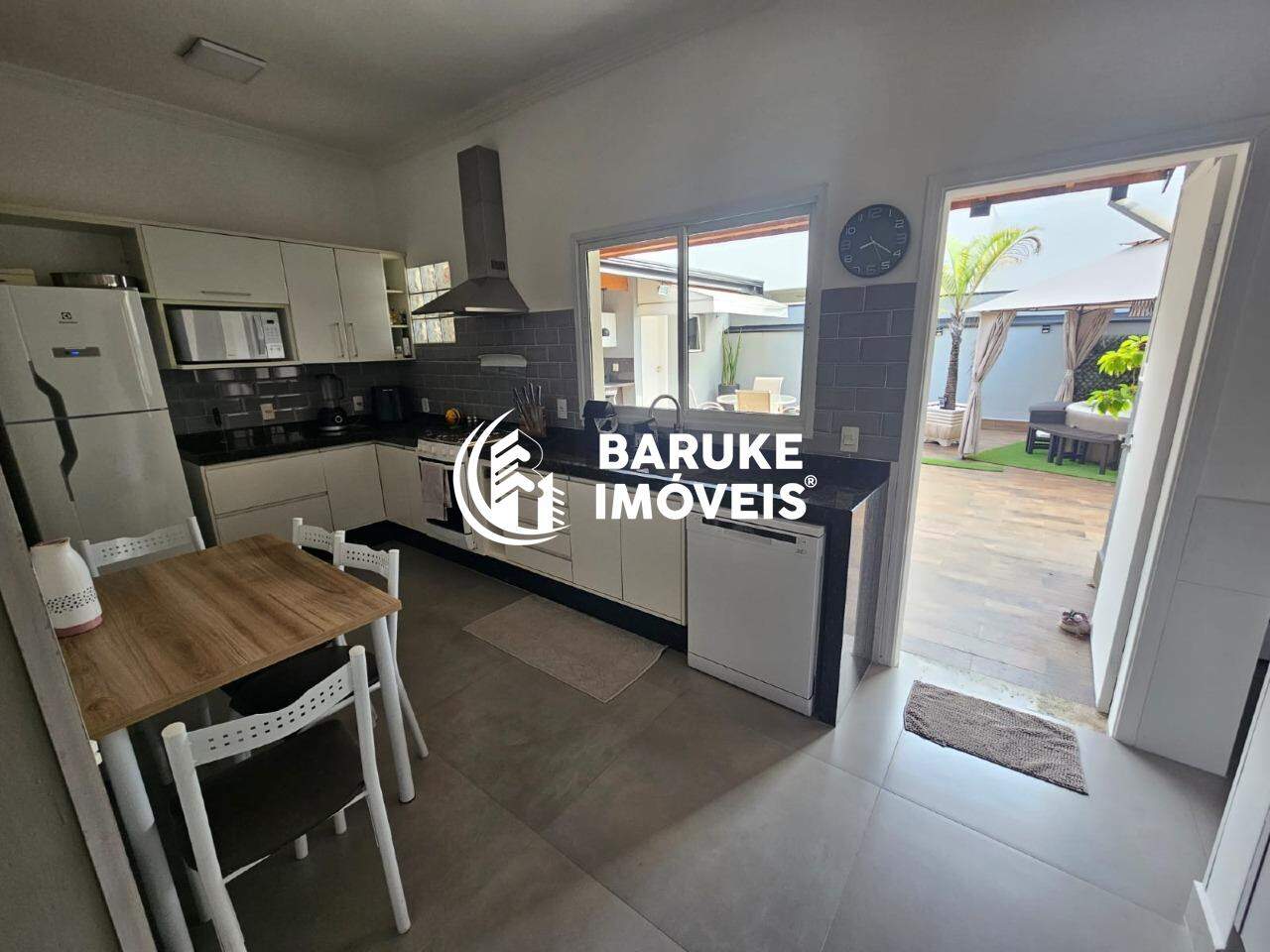 Casa de condomínio para aluguel no bairro GREEN VIEW RESIDENCEIndaiatuba: 