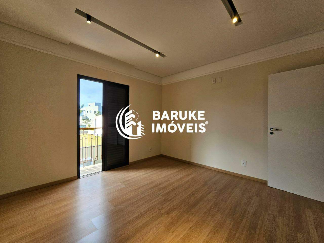 Casa de condomínio à venda no bairro JARDIM RESIDENCIAL DONA MARIA JOSÉIndaiatuba: 