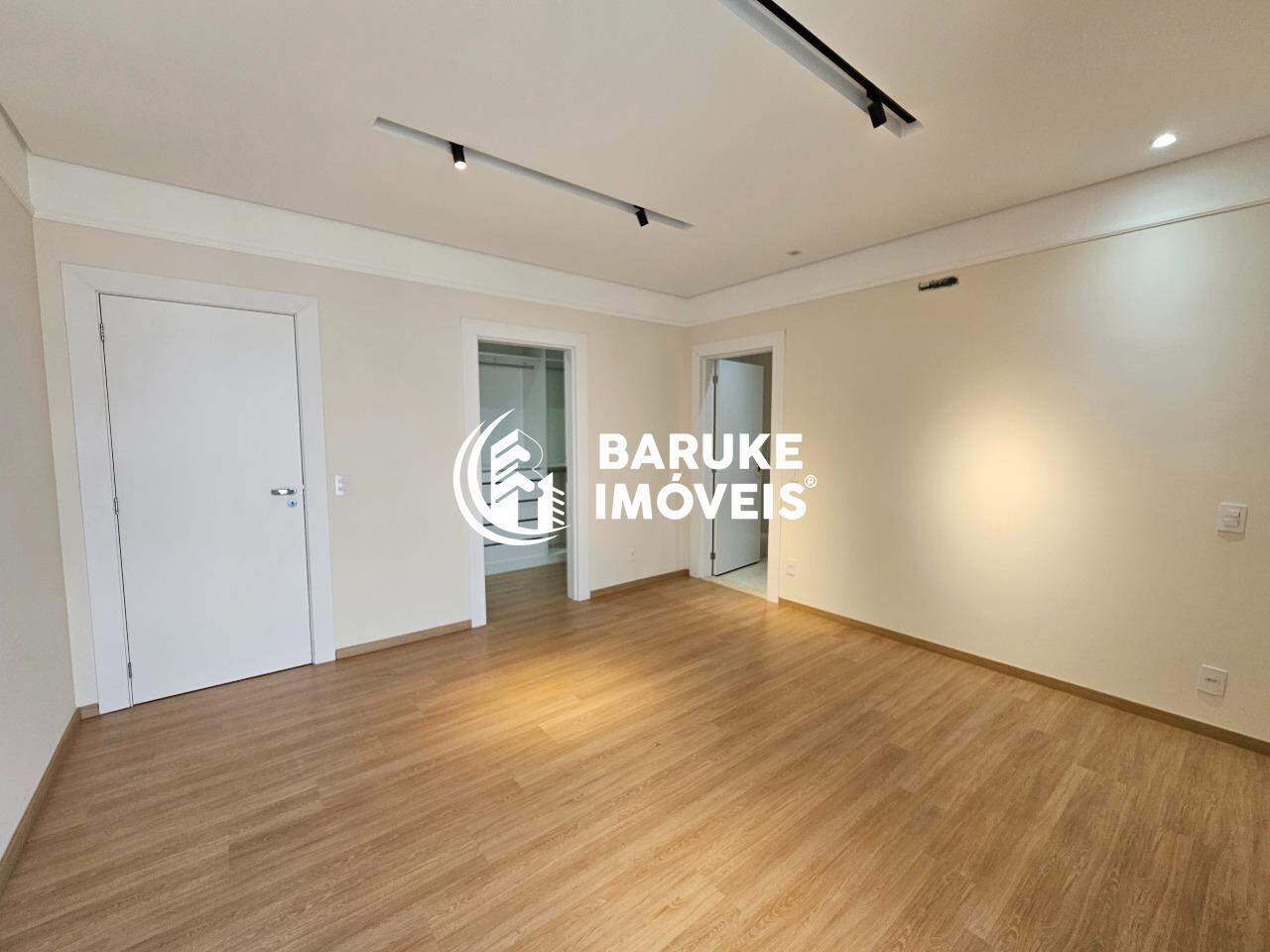 Casa de condomínio à venda no bairro JARDIM RESIDENCIAL DONA MARIA JOSÉIndaiatuba: 