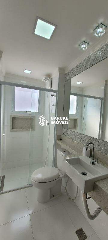 Apartamento para aluguel no bairro CENTROIndaiatuba: Banheiro suíte