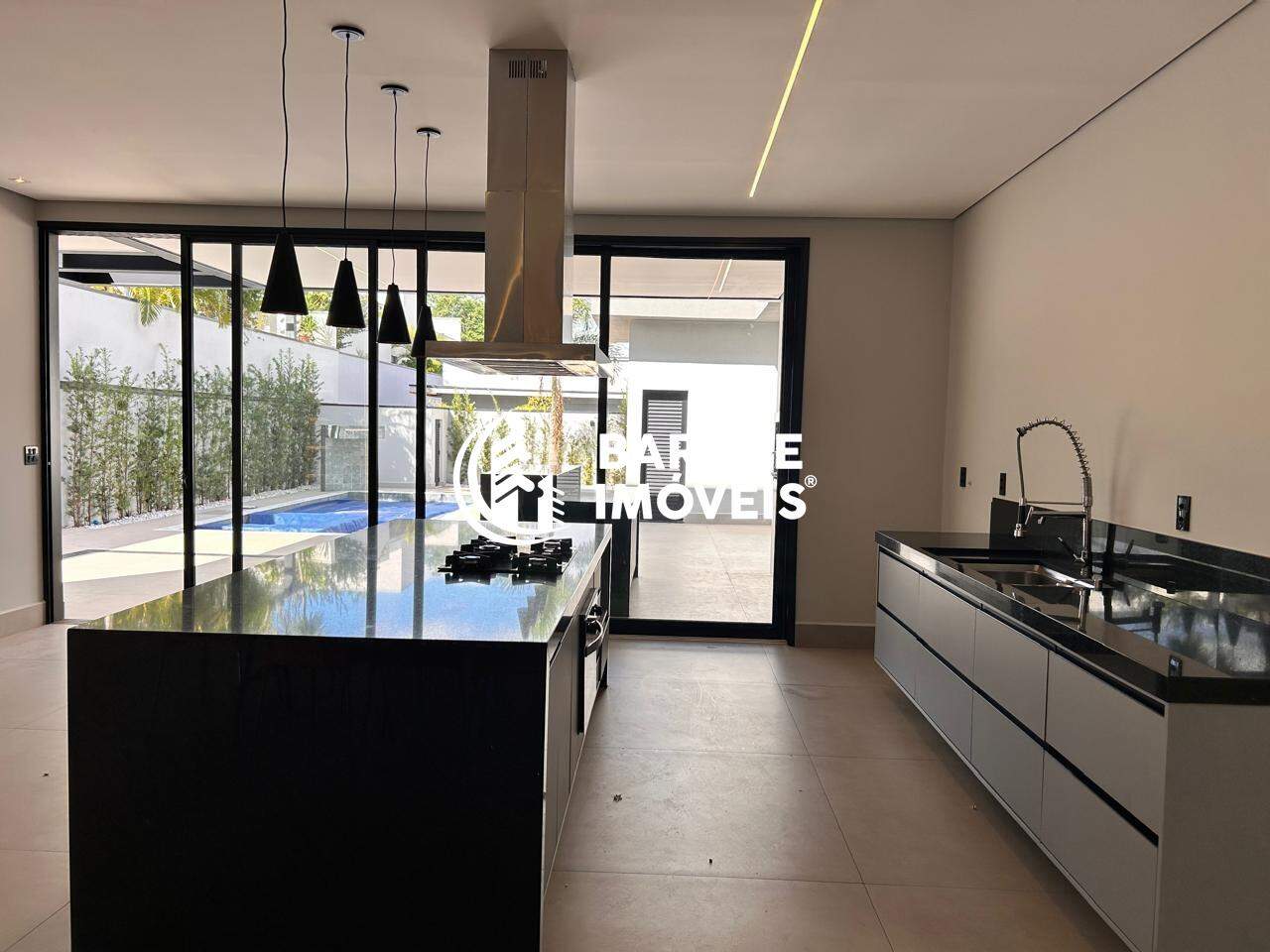 Casa de condomínio à venda no bairro JARDIM RESIDENCIAL HELVETIA PARK IIndaiatuba: 
