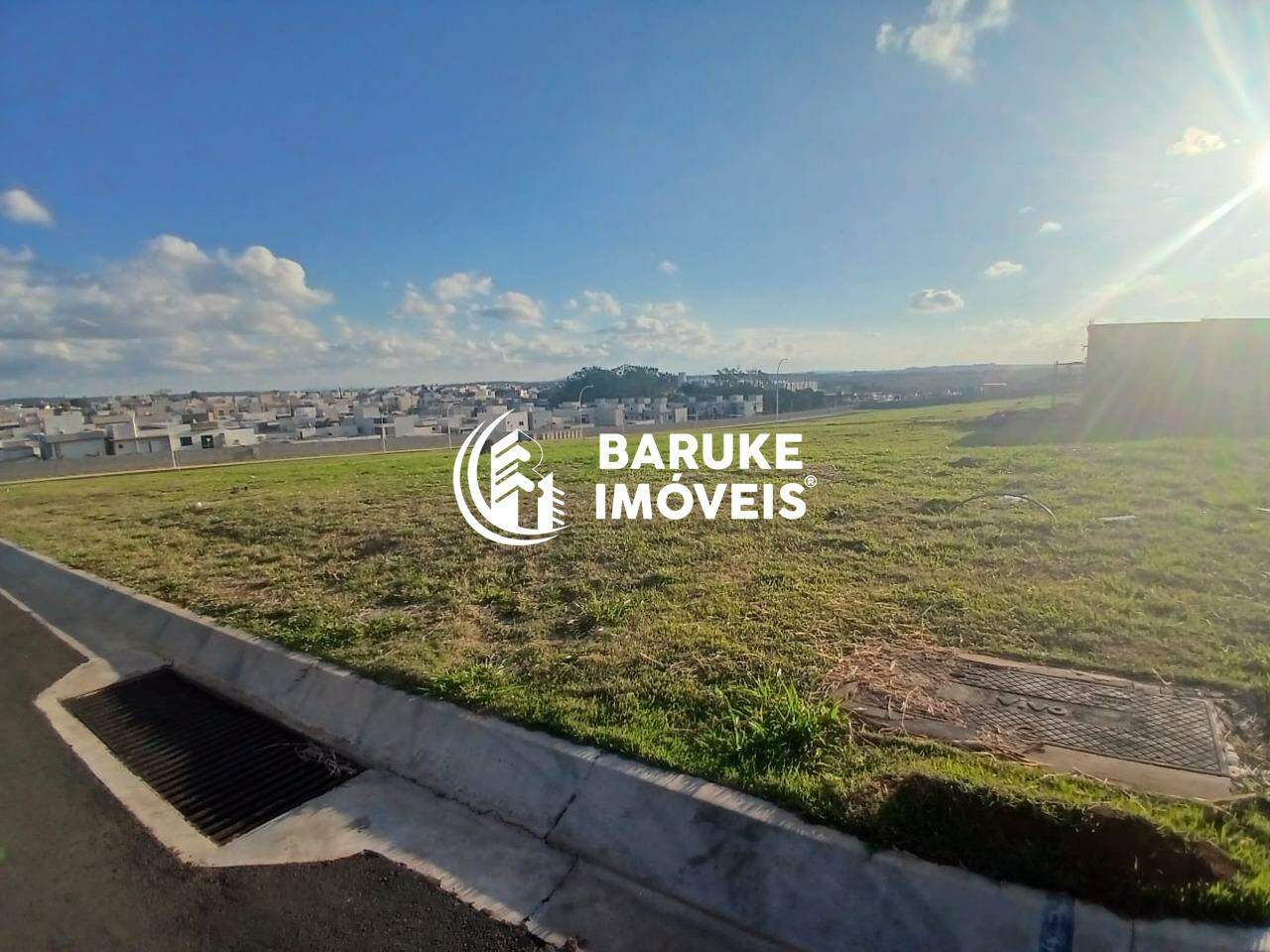 Terreno à venda no bairro JARDIM RESIDENCIAL DONA MARIA CANDIDAIndaiatuba: 