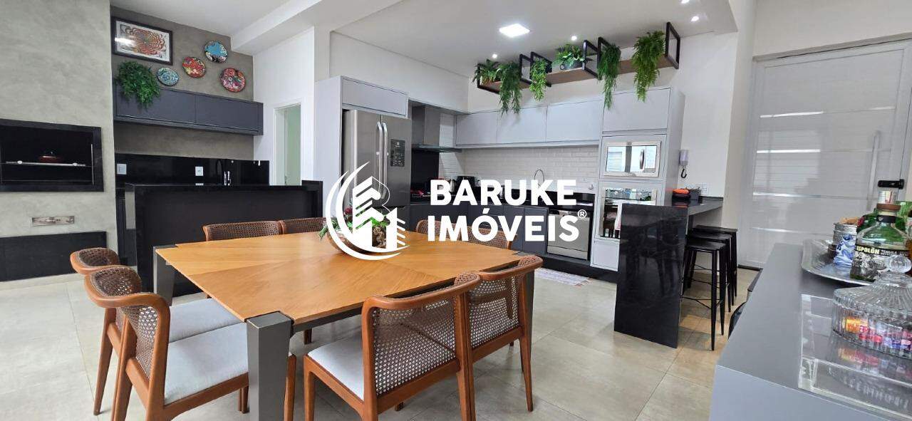 Casa de condomínio à venda no bairro JARDIM RESIDENCIAL DONA LUCILLAIndaiatuba: 