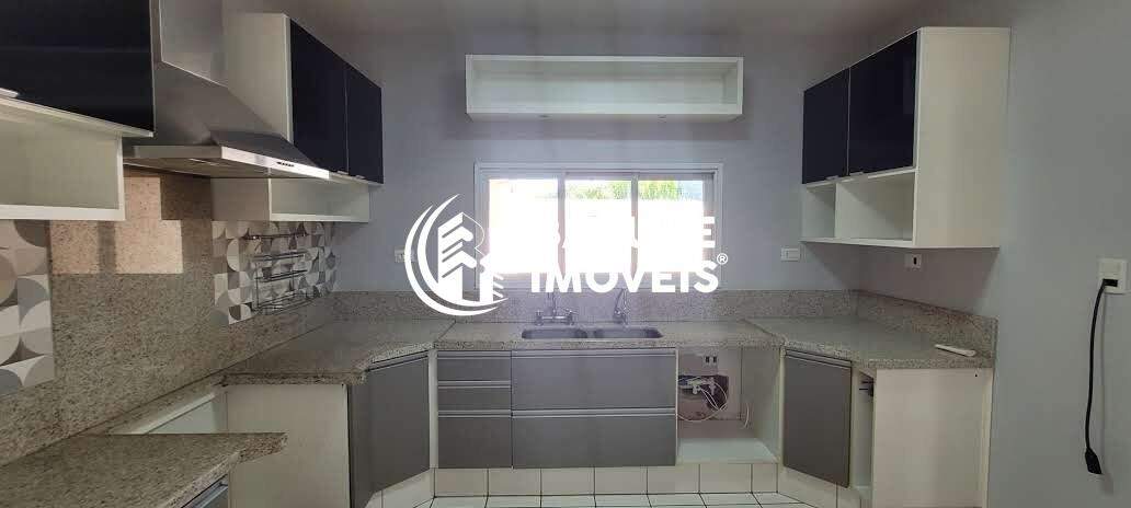 Casa de condomínio à venda no bairro JARDIM RESIDENCIAL VILLA SUÍÇAIndaiatuba: 