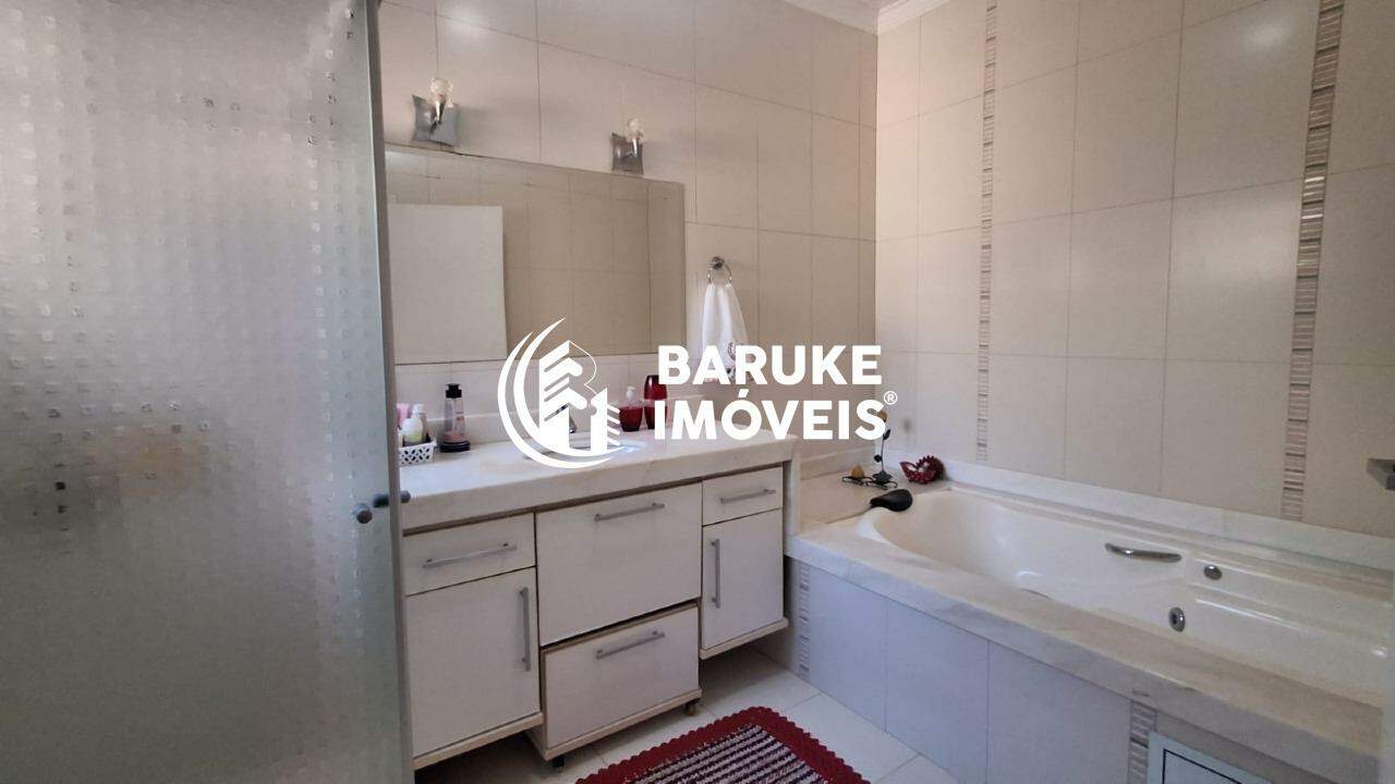 Casa de condomínio à venda no bairro VILA SUICAIndaiatuba: 