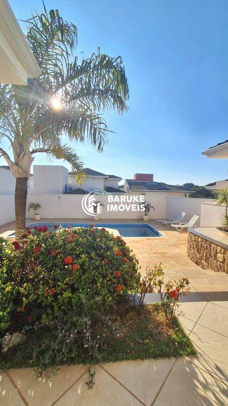 Casa de condomínio à venda no bairro VILA SUICAIndaiatuba: 