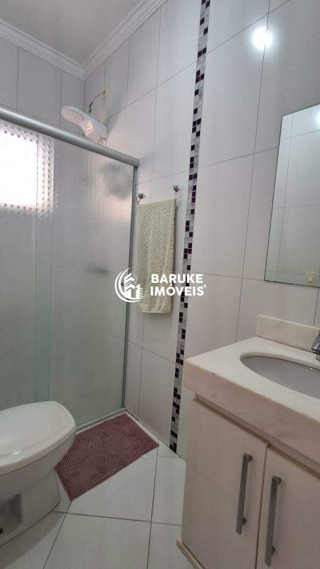 Casa de condomínio à venda no bairro VILA SUICAIndaiatuba: 