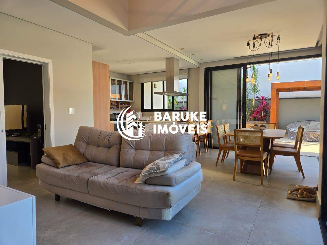 Casa de condomínio à venda no bairro JARDIM RESIDENCIAL DONA MARIA JOSÉIndaiatuba: 