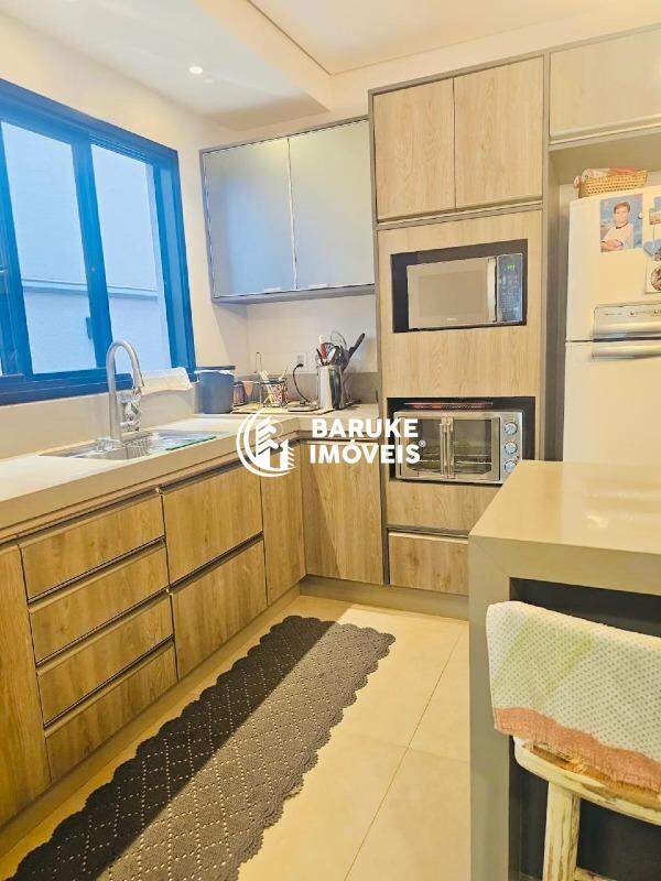 Casa de condomínio para aluguel no bairro JARDIM AMSTALDEN RESIDENCEIndaiatuba: 
