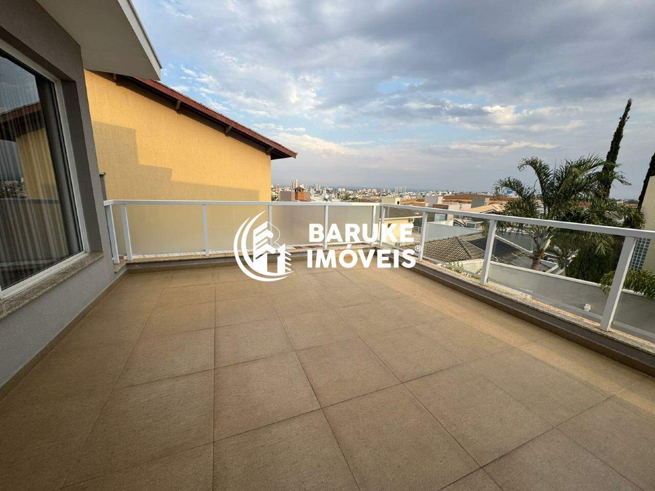 Casa de condomínio à venda no bairro JARDIM AMSTALDEN RESIDENCEIndaiatuba: 