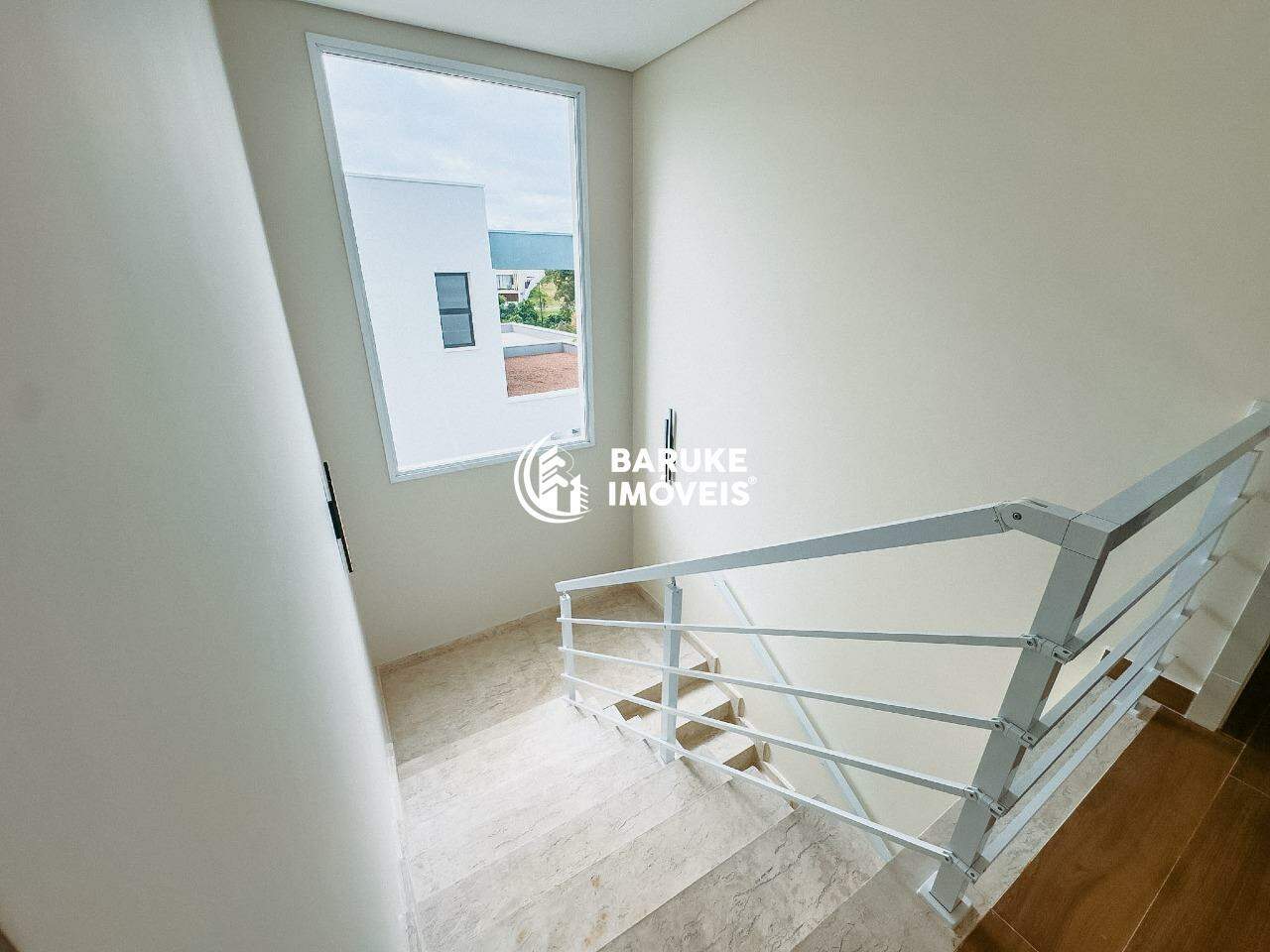 Casa de condomínio à venda no bairro Parque Villa dos PinheirosIndaiatuba: 