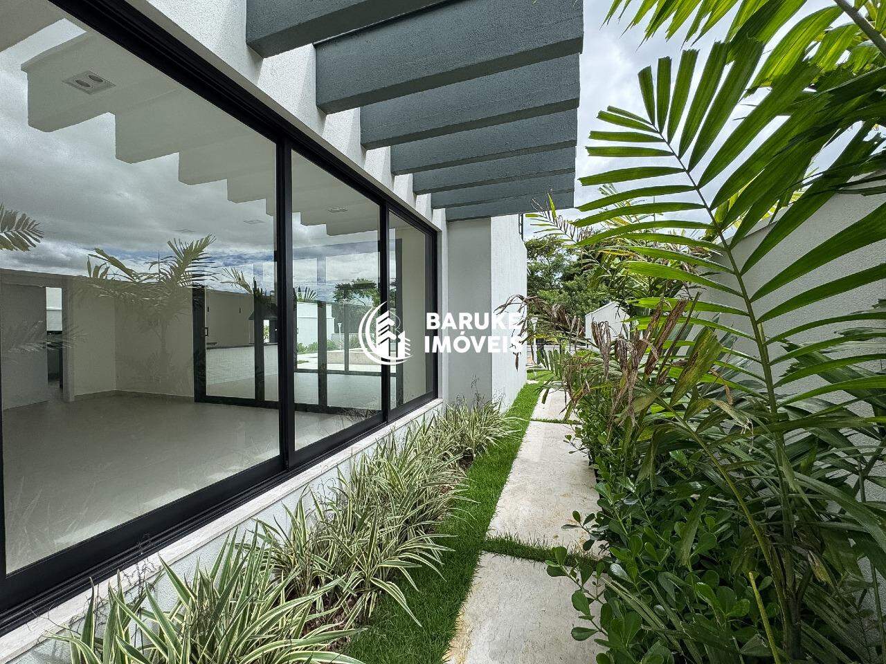 Casa de condomínio à venda no bairro Parque Villa dos PinheirosIndaiatuba: 