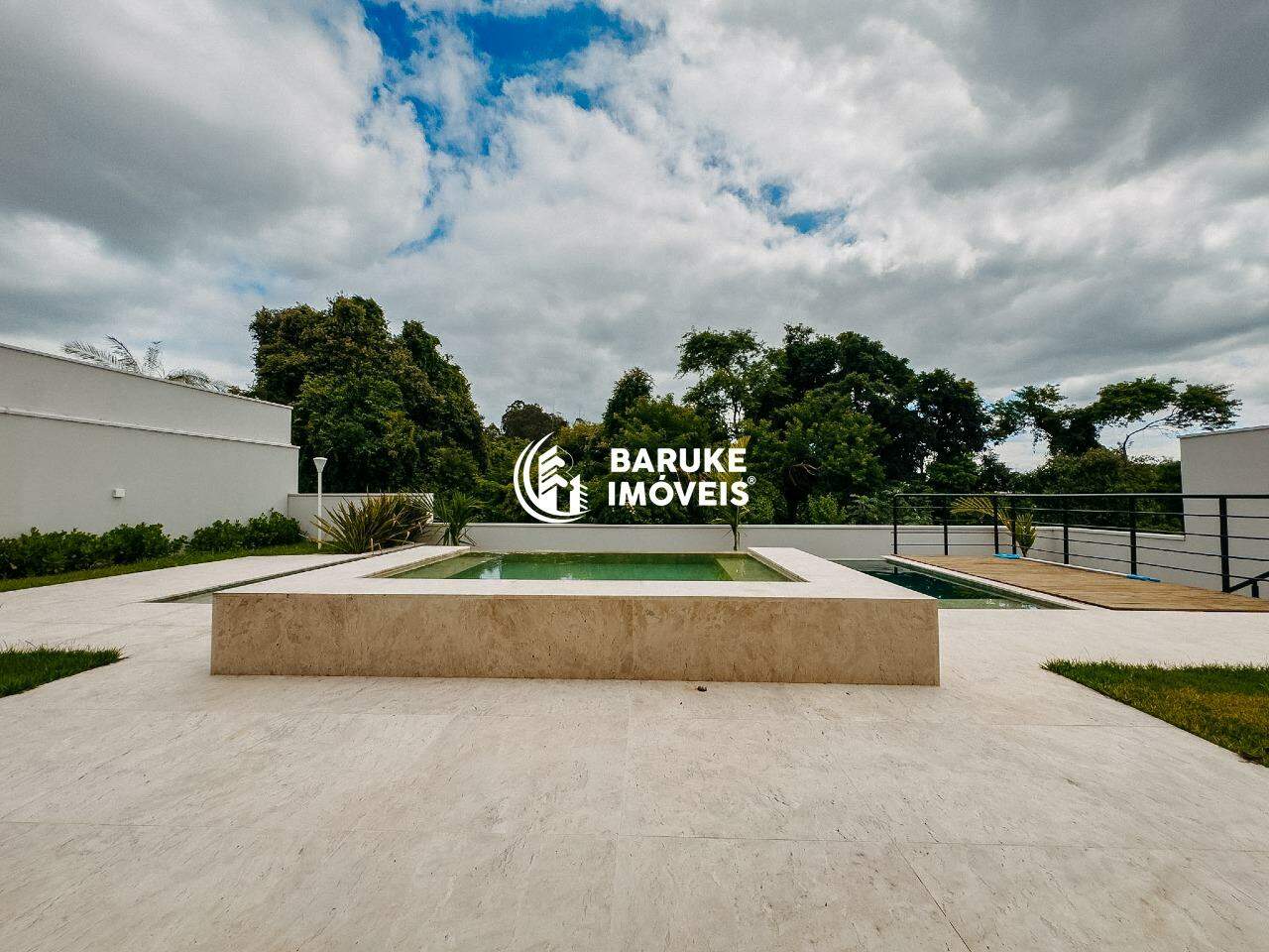 Casa de condomínio à venda no bairro Parque Villa dos PinheirosIndaiatuba: 