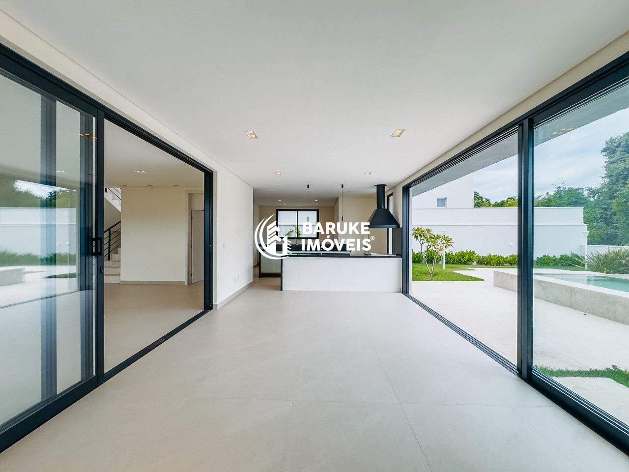 Casa de condomínio à venda no bairro Parque Villa dos PinheirosIndaiatuba: 