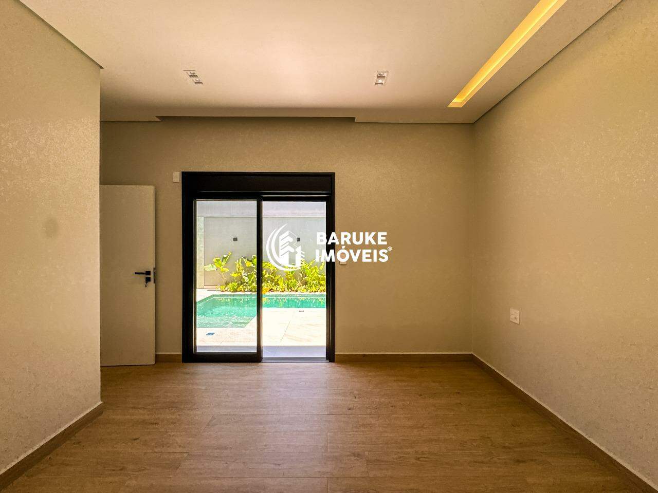Casa de condomínio à venda no bairro JARDIM RESIDENCIAL DONA MARIA CANDIDAIndaiatuba: 