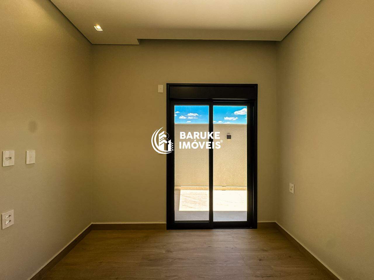 Casa de condomínio à venda no bairro JARDIM RESIDENCIAL DONA MARIA CANDIDAIndaiatuba: 
