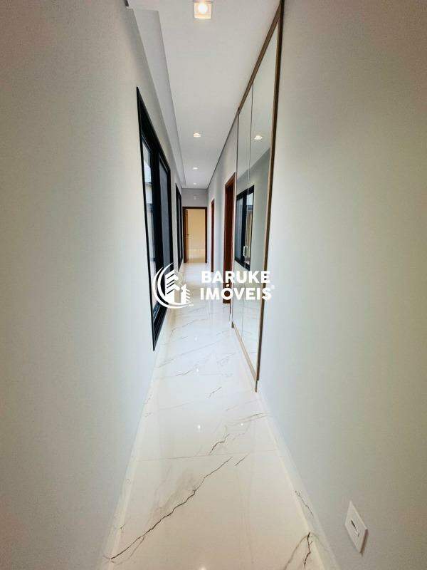 Casa de condomínio à venda no bairro JARDIM RESIDENCIAL DONA LUCILLAIndaiatuba: 