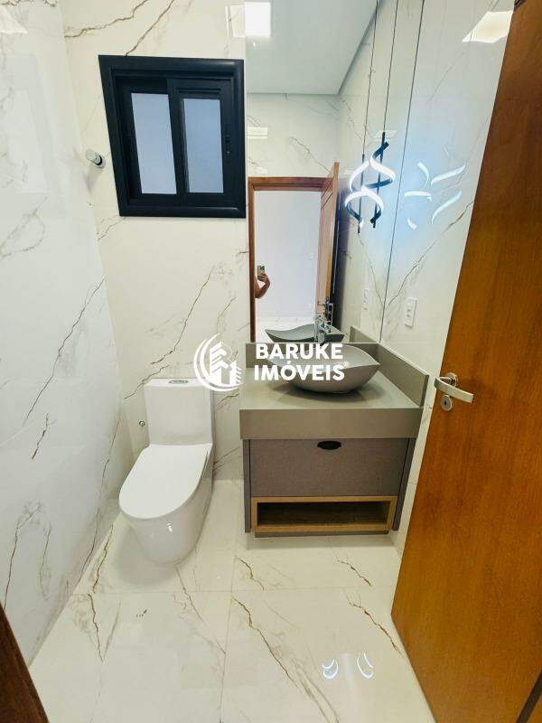 Casa de condomínio à venda no bairro JARDIM RESIDENCIAL DONA LUCILLAIndaiatuba: 