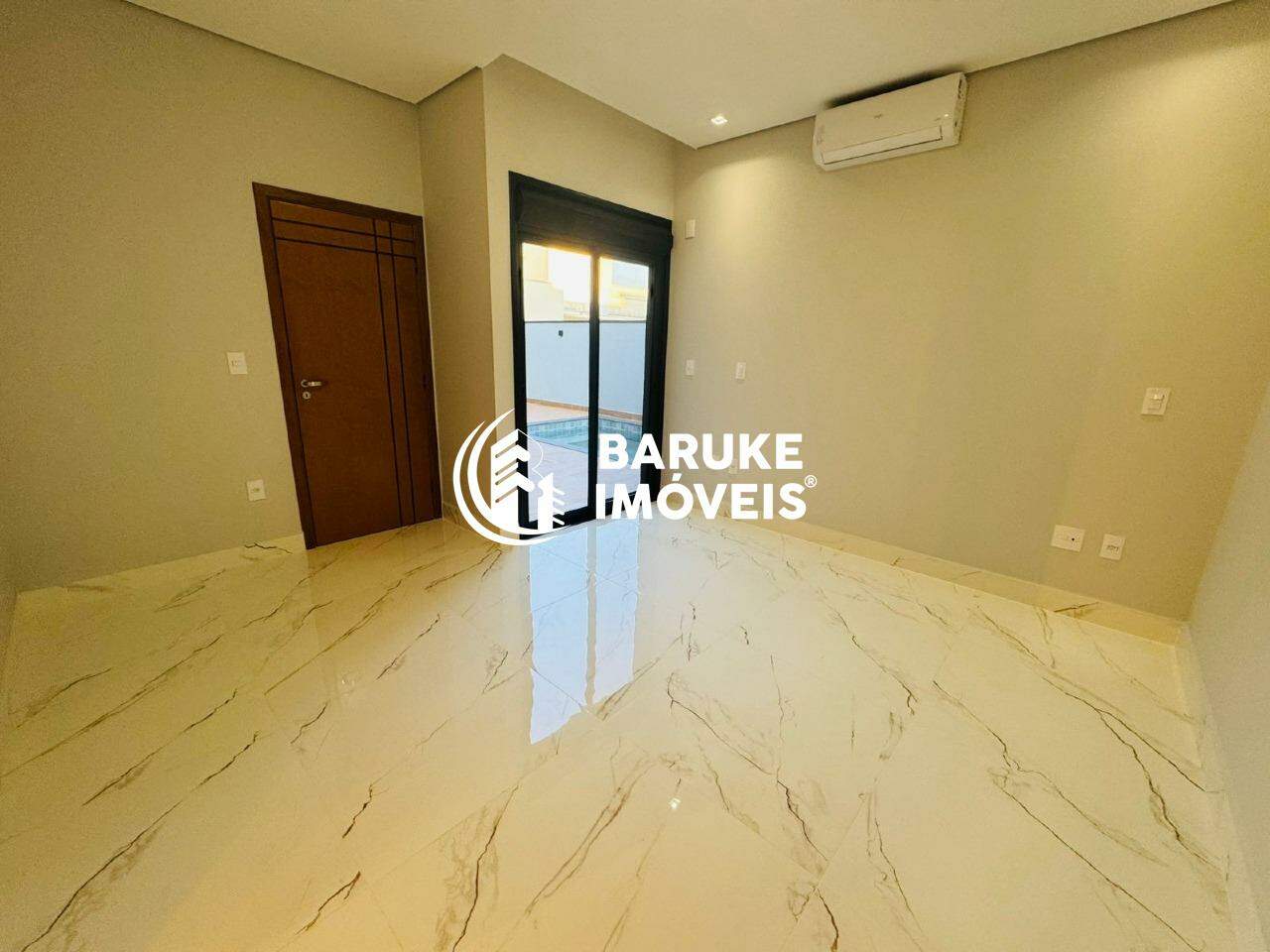 Casa de condomínio à venda no bairro JARDIM RESIDENCIAL DONA LUCILLAIndaiatuba: 