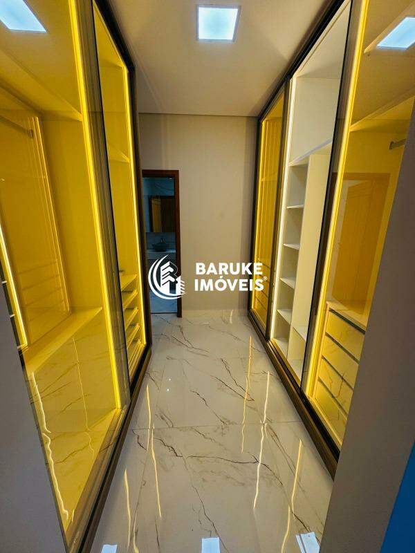 Casa de condomínio à venda no bairro JARDIM RESIDENCIAL DONA LUCILLAIndaiatuba: 