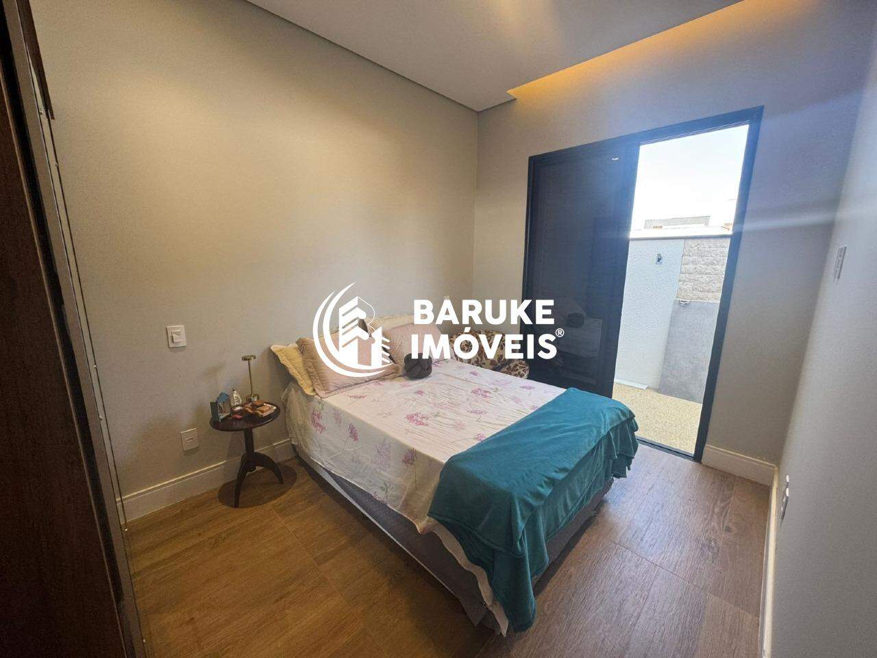 Casa de condomínio para aluguel no bairro JARDIM PIEMONTEIndaiatuba: 