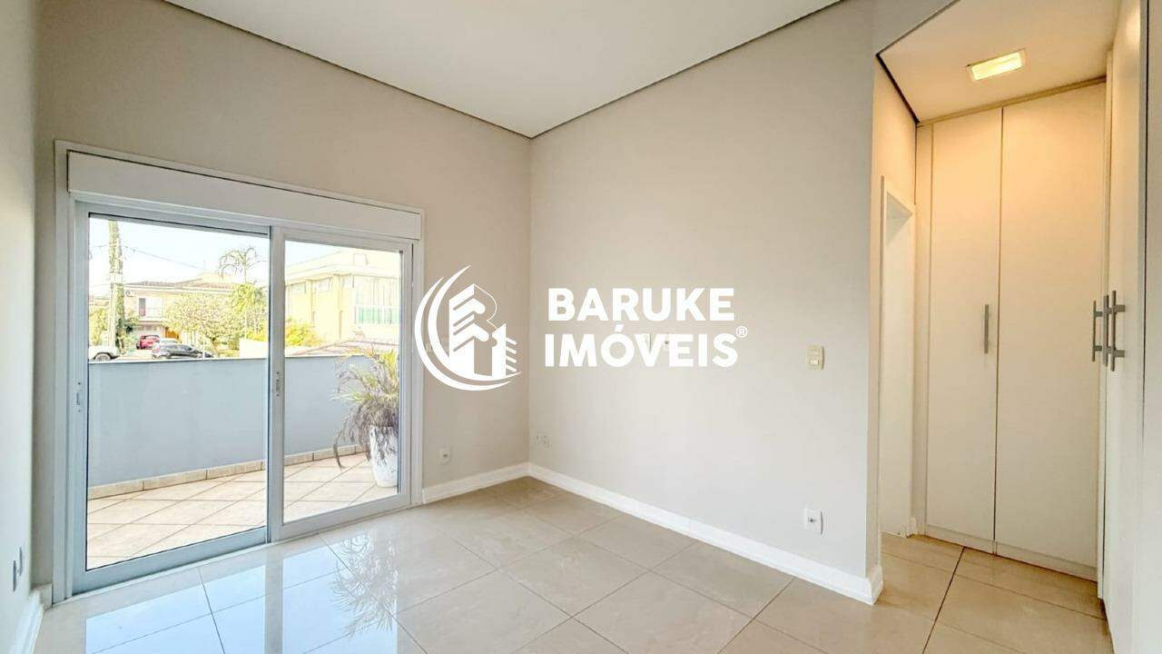 Casa de condomínio à venda no bairro JARDIM RESIDENCIAL SANTA CLARAIndaiatuba: 
