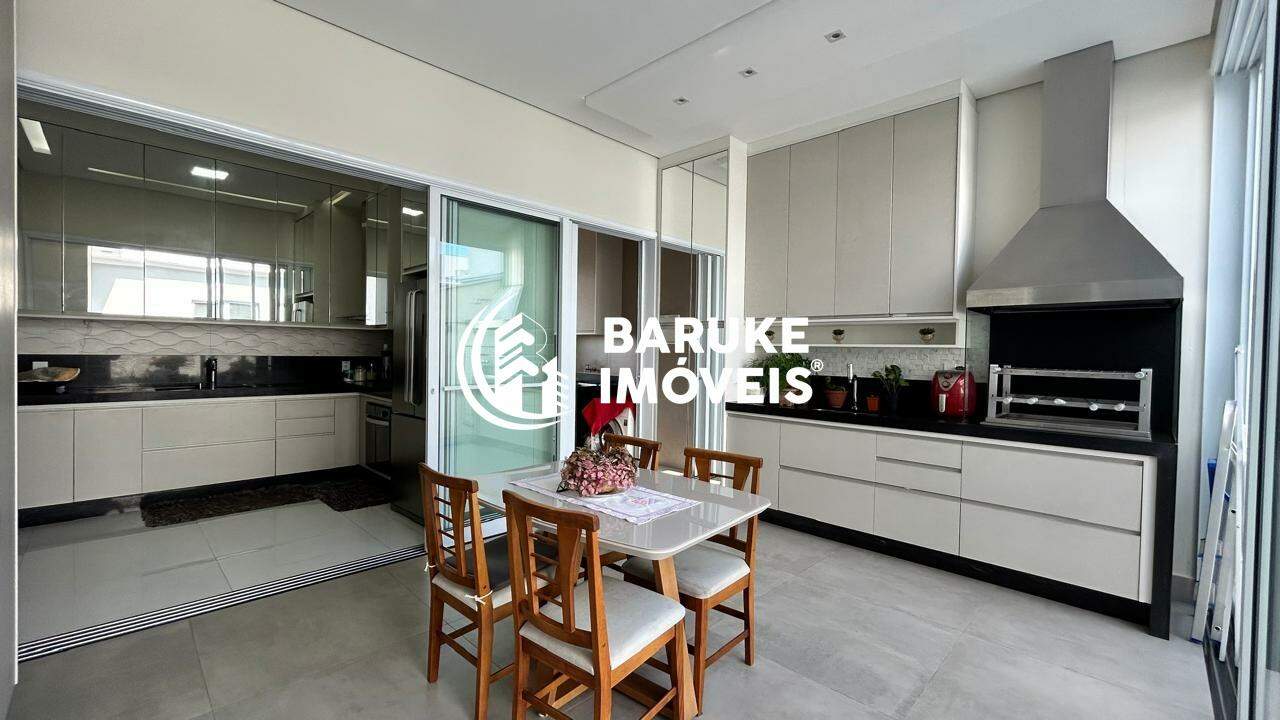 Casa de condomínio à venda no bairro JARDIM RESIDENCIAL VIENAIndaiatuba: 