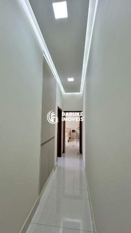 Casa de condomínio à venda no bairro JARDIM RESIDENCIAL VIENAIndaiatuba: 