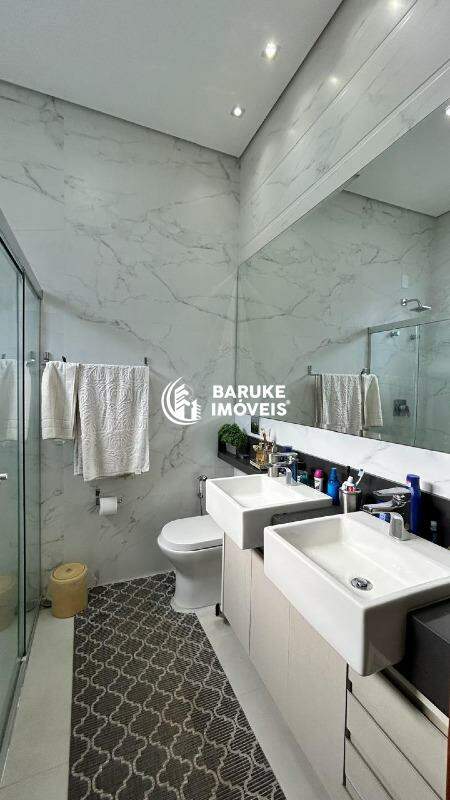Casa de condomínio à venda no bairro JARDIM RESIDENCIAL VIENAIndaiatuba: 