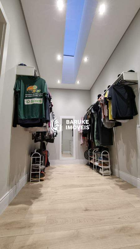 Casa de condomínio à venda no bairro Residencial BelvilleIndaiatuba: 