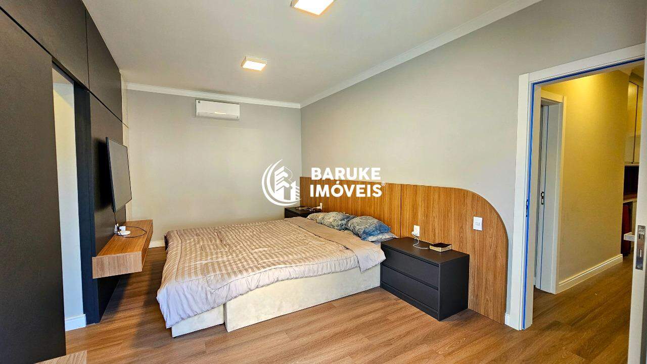 Casa de condomínio à venda no bairro JARDIM RESIDENCIAL SANTA CLARAIndaiatuba: 