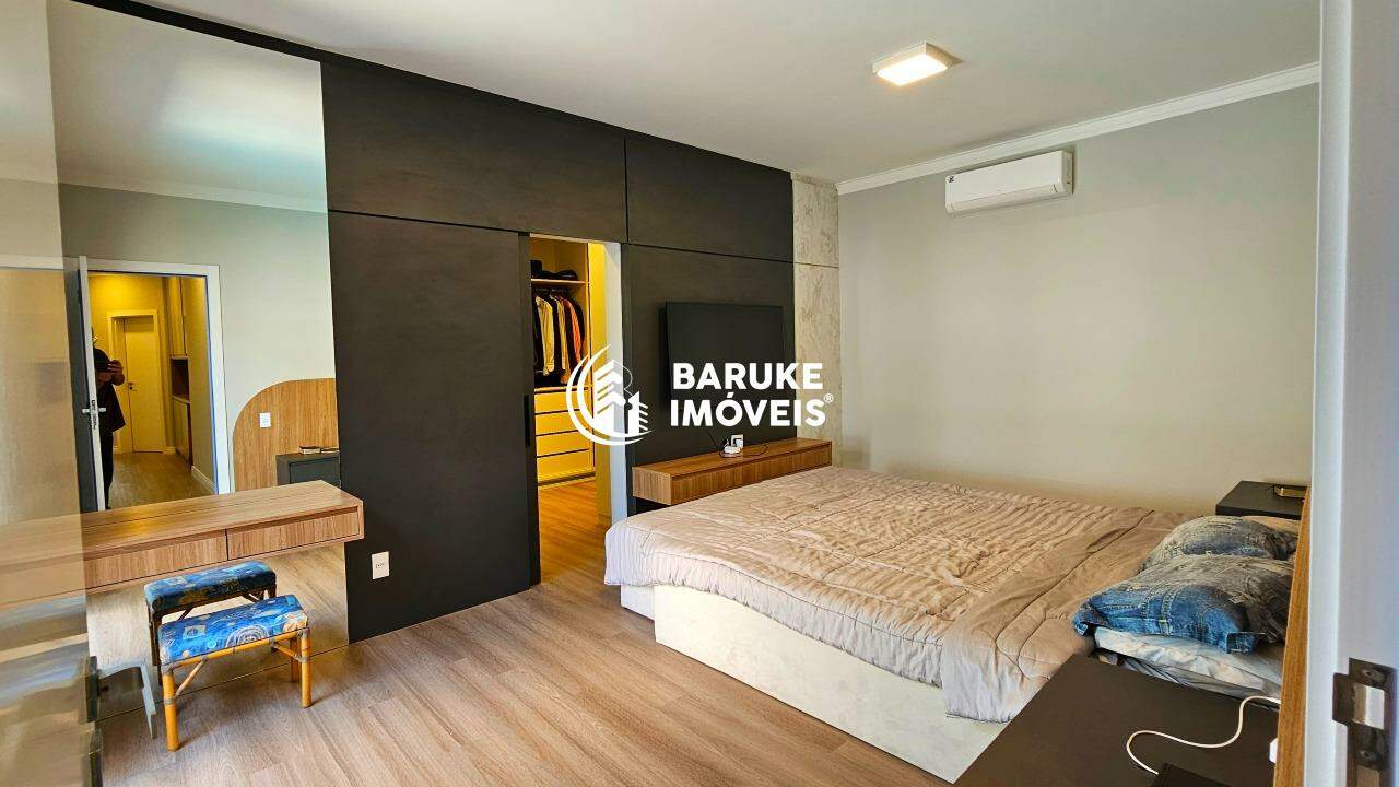 Casa de condomínio à venda no bairro JARDIM RESIDENCIAL SANTA CLARAIndaiatuba: 