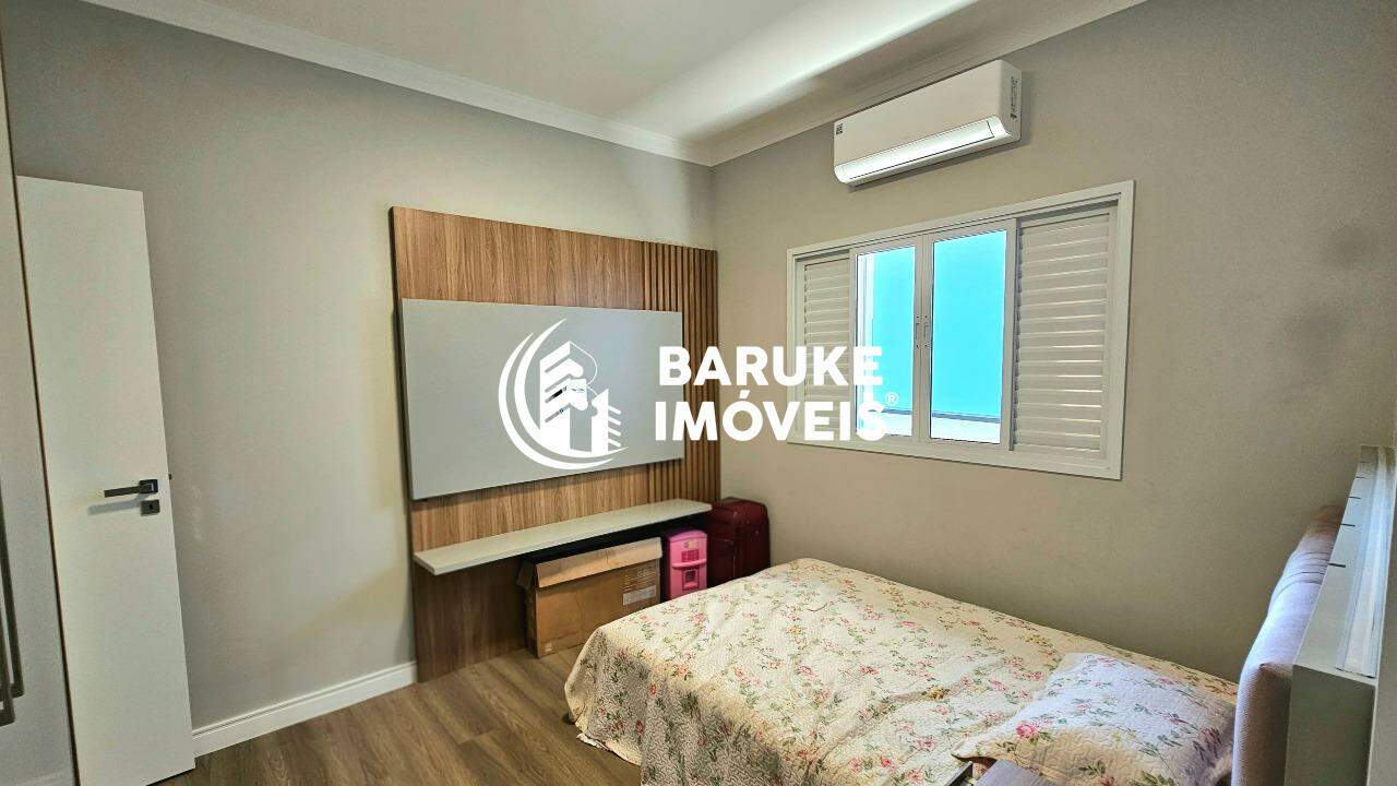 Casa de condomínio à venda no bairro JARDIM RESIDENCIAL SANTA CLARAIndaiatuba: 