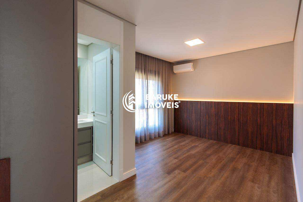 Casa de condomínio à venda no bairro Parque Villa dos PinheirosIndaiatuba: 