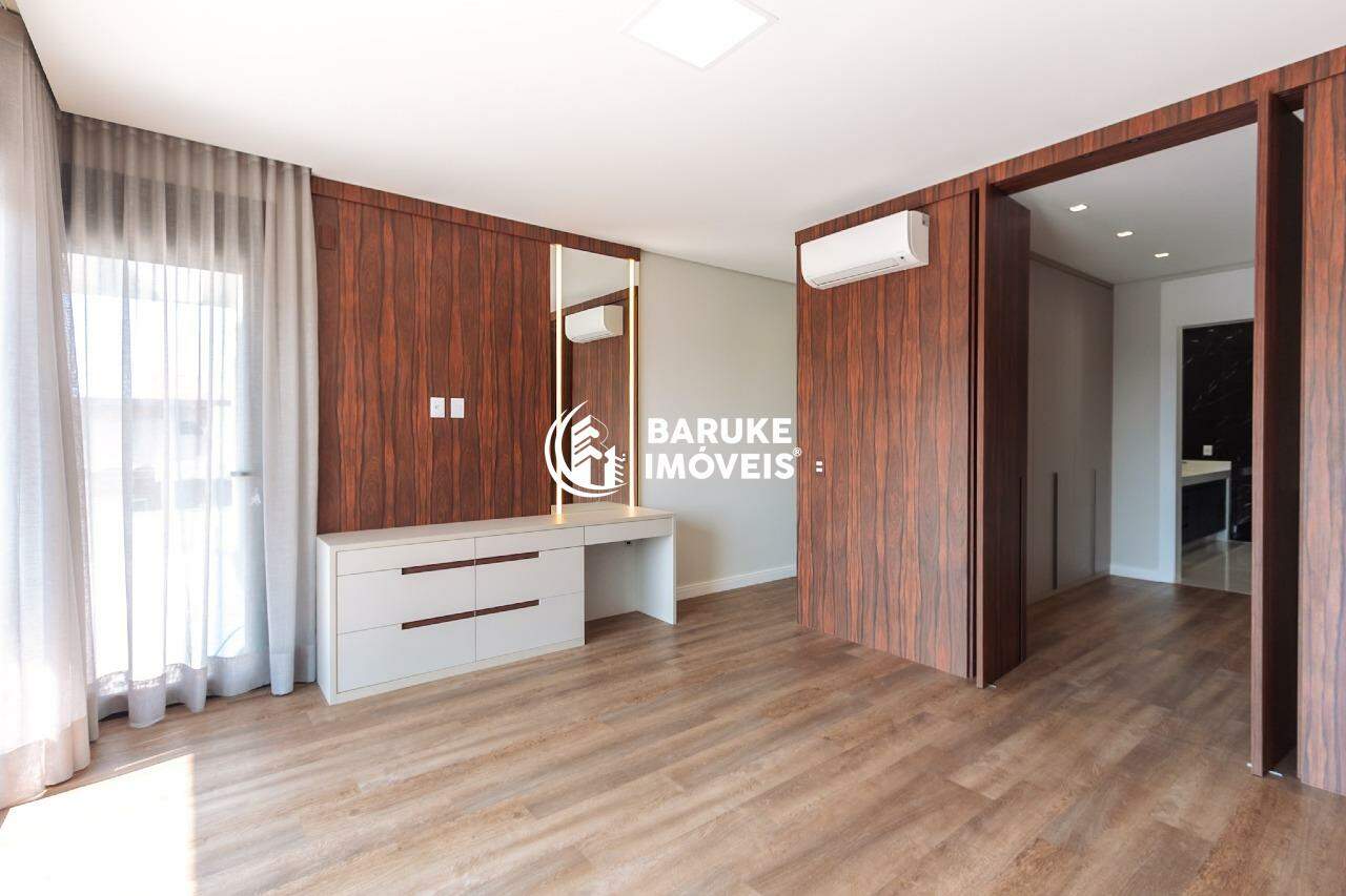 Casa de condomínio à venda no bairro Parque Villa dos PinheirosIndaiatuba: 